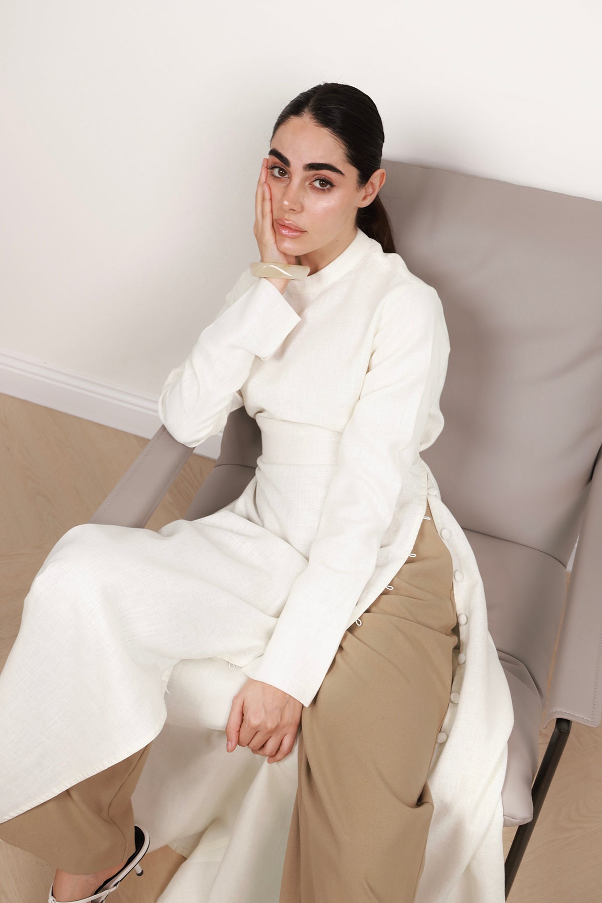 Linen Dress With Slit - White