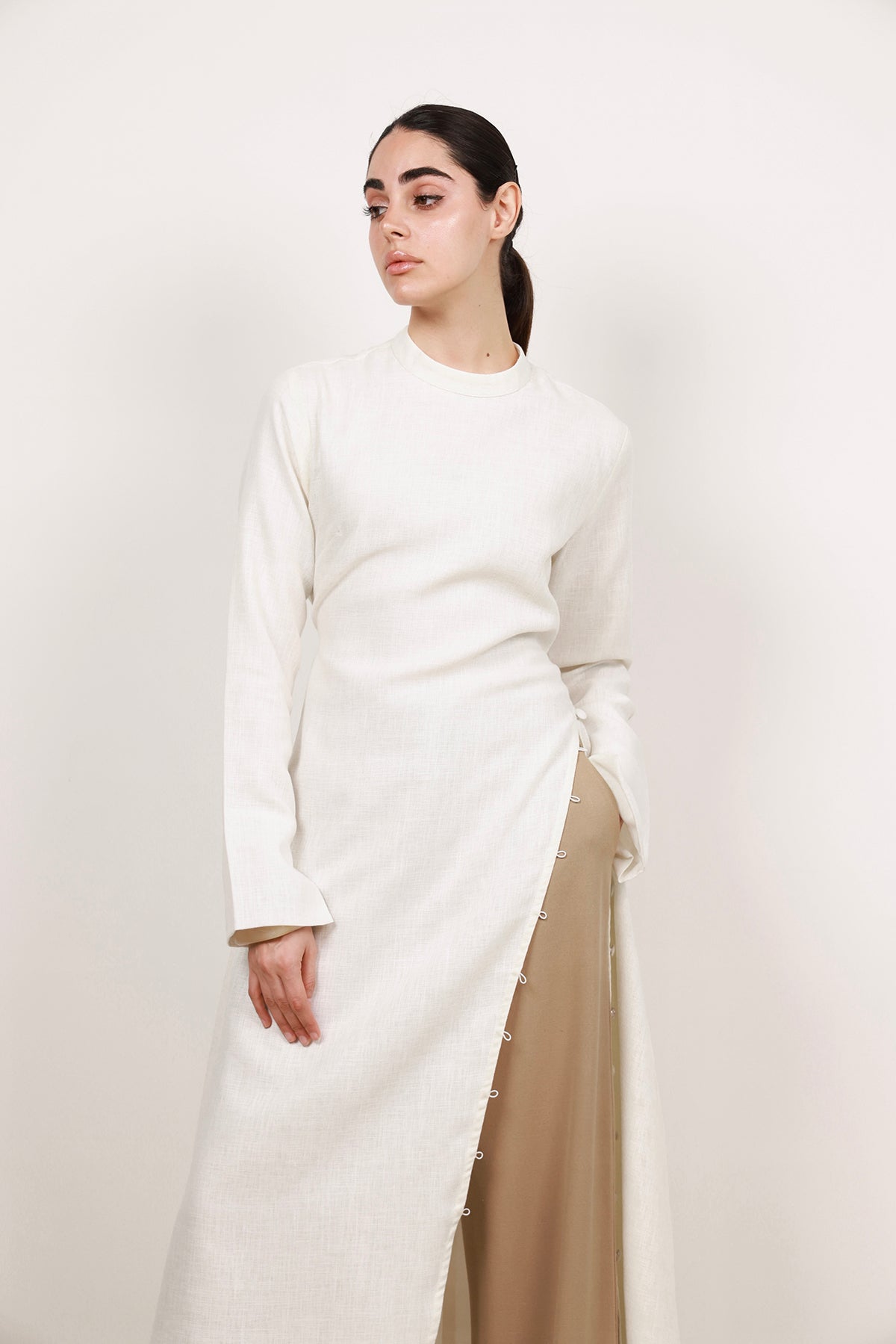 Linen Dress With Slit - White