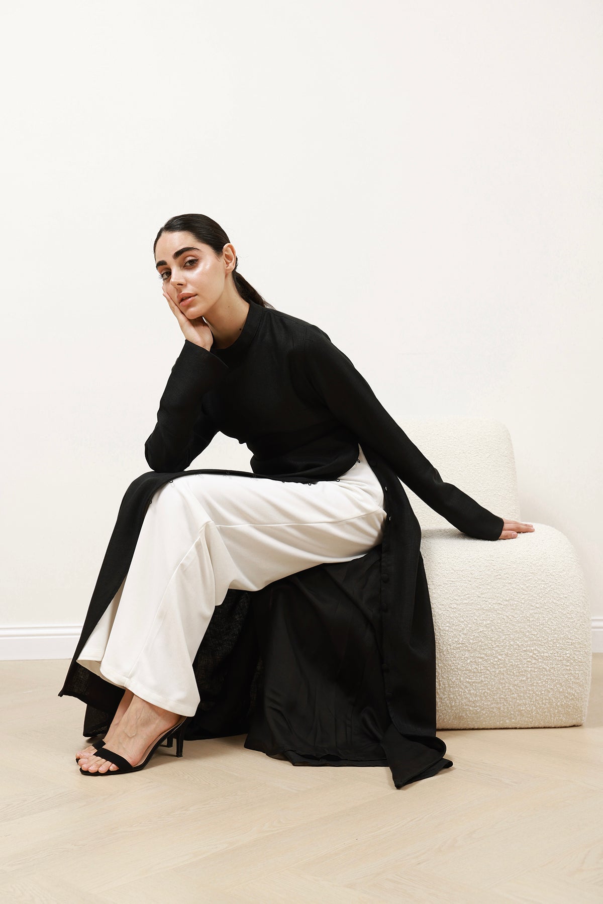 Linen Dress With Slit - Black