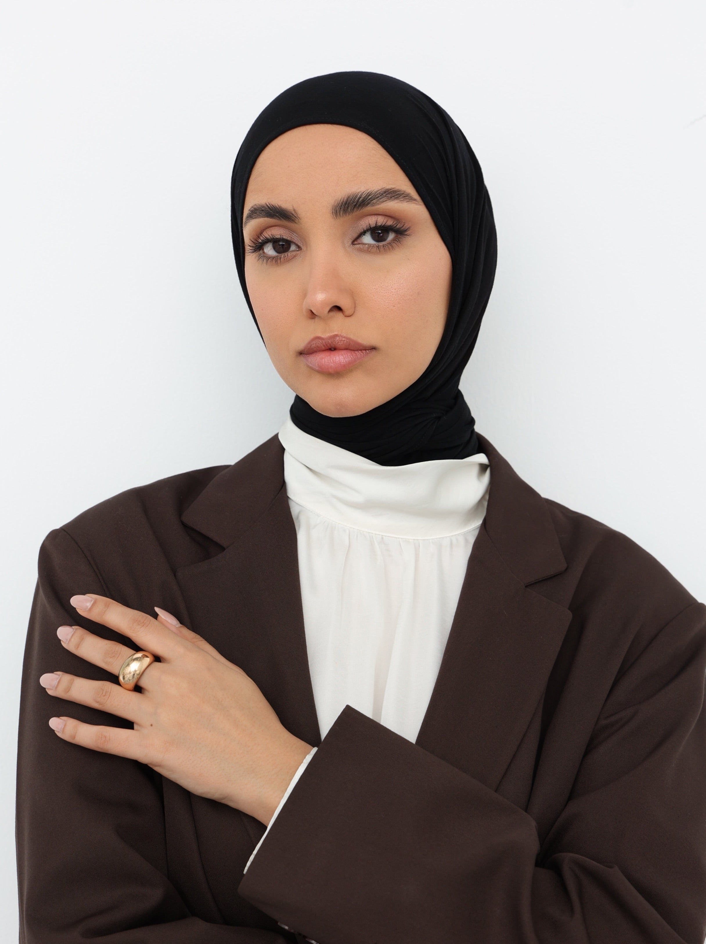 ربطه جيرسيه - Black