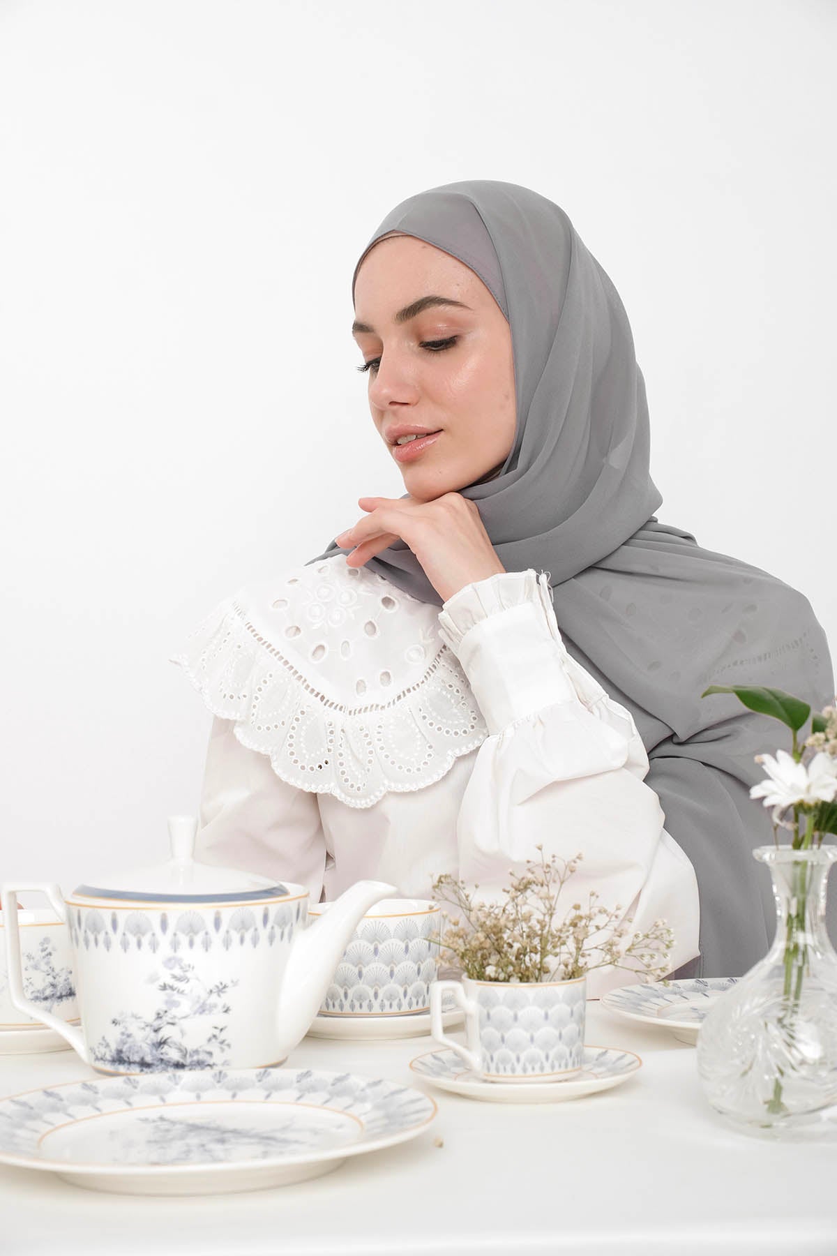 Chiffon Hijab - Warm Grey