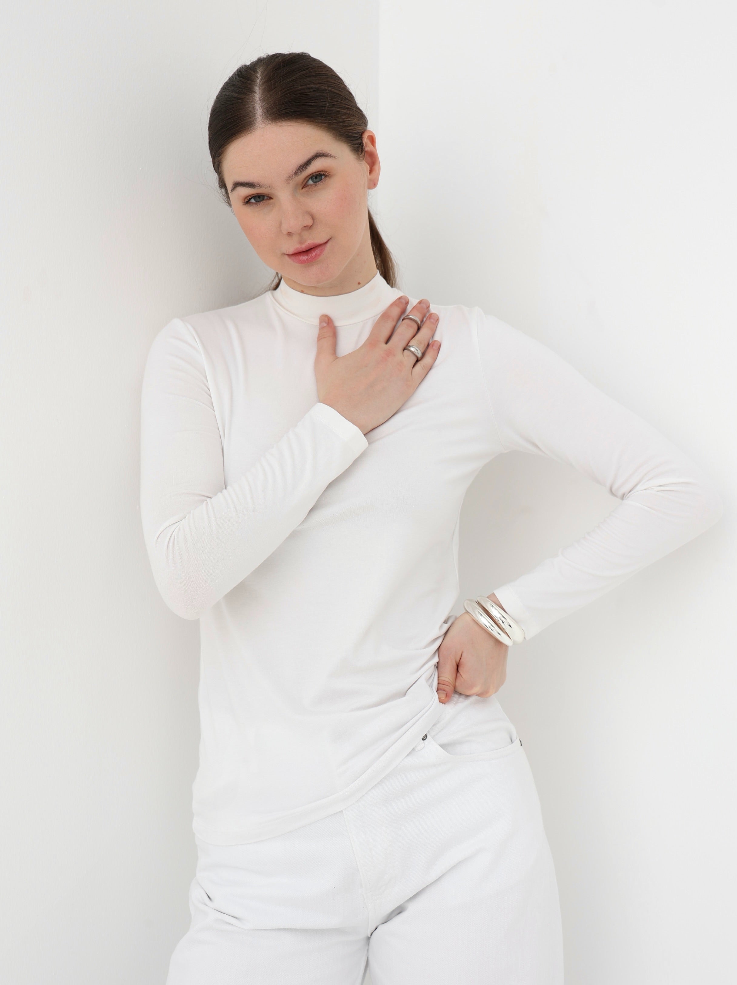 Long Sleeves Basic Top - White