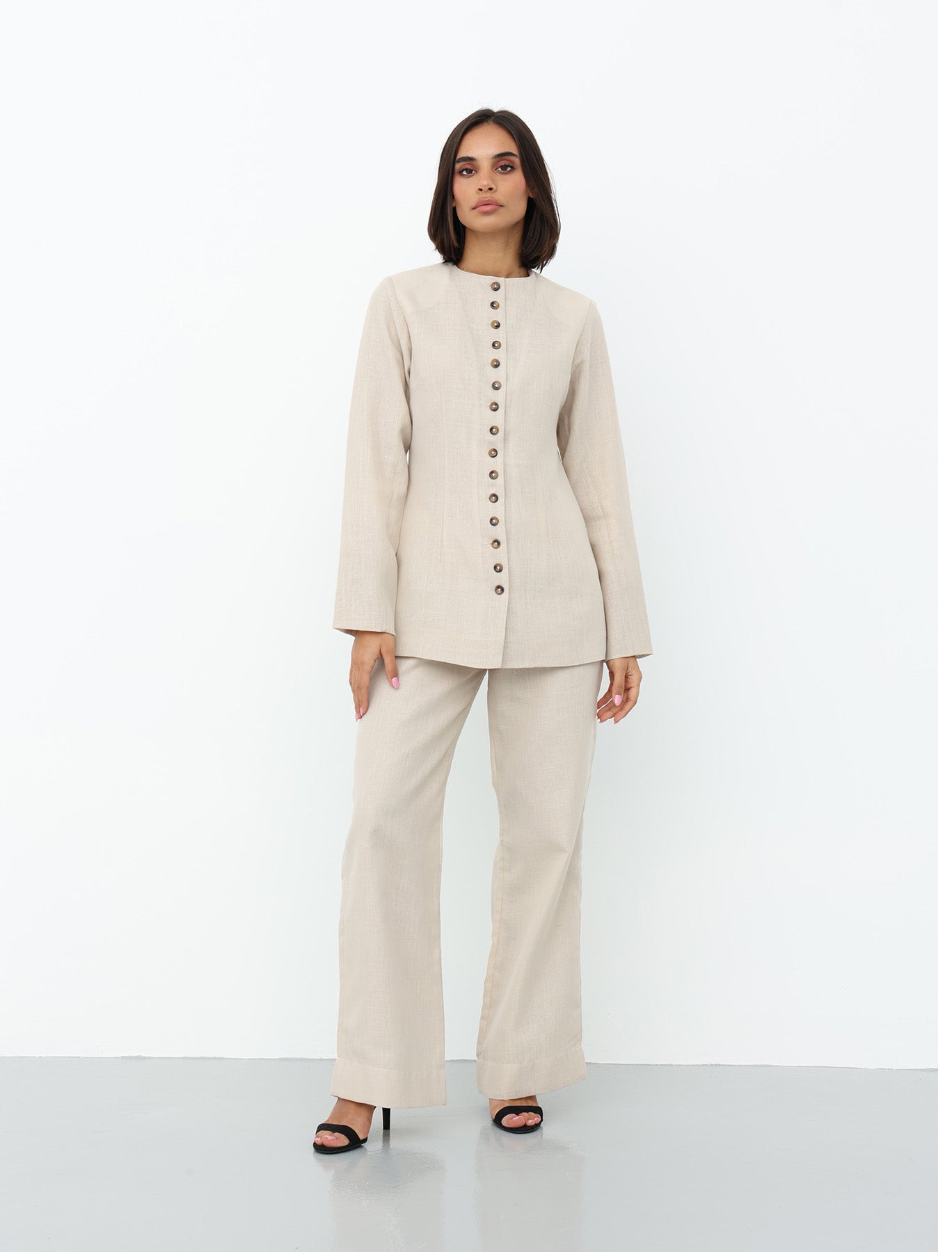 Linen Suit - Beige