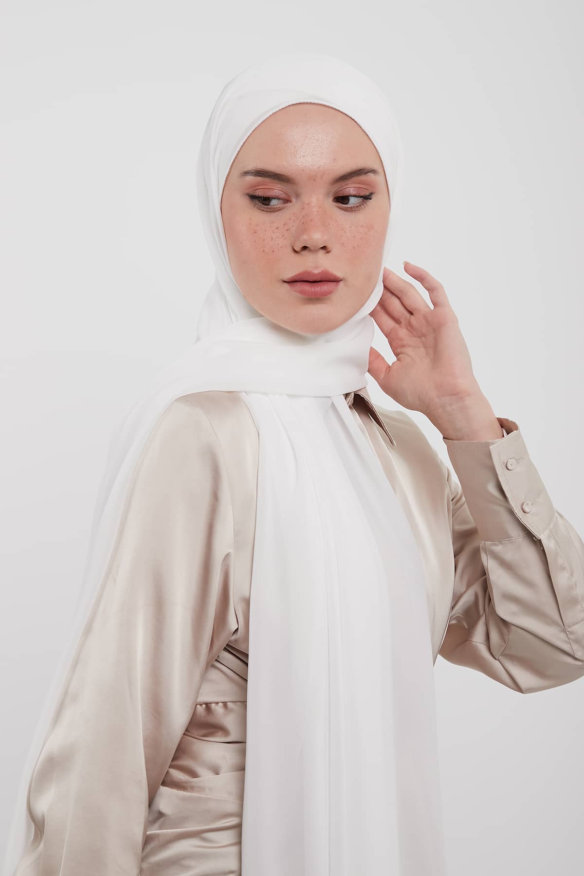 Chiffon Hijab in White Color