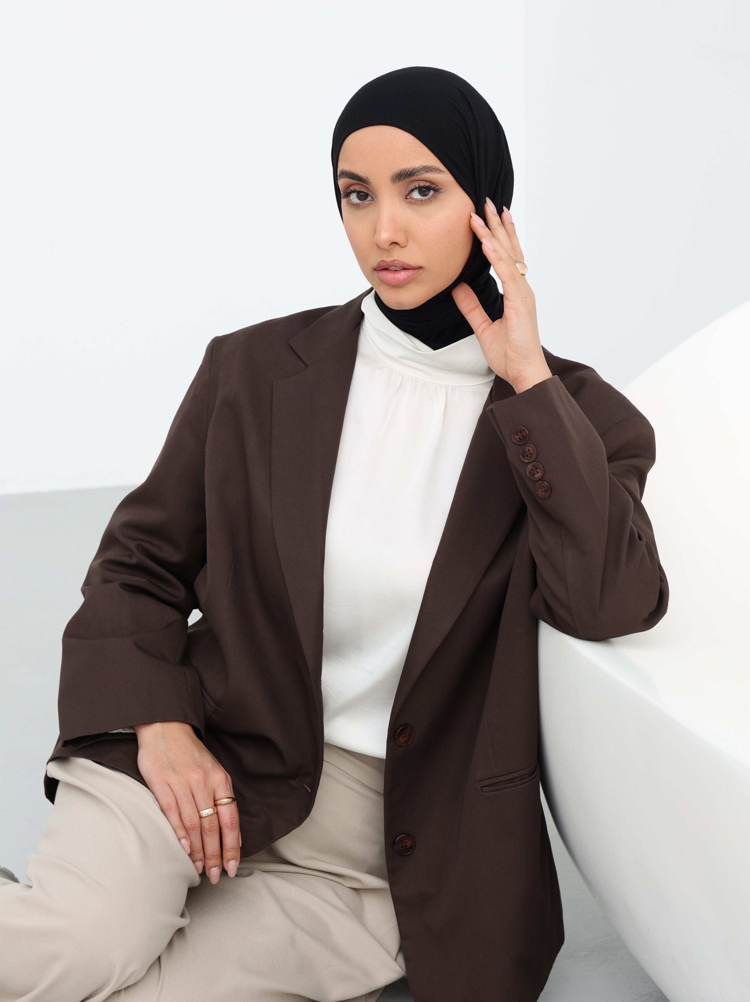 ربطه جيرسيه - Black