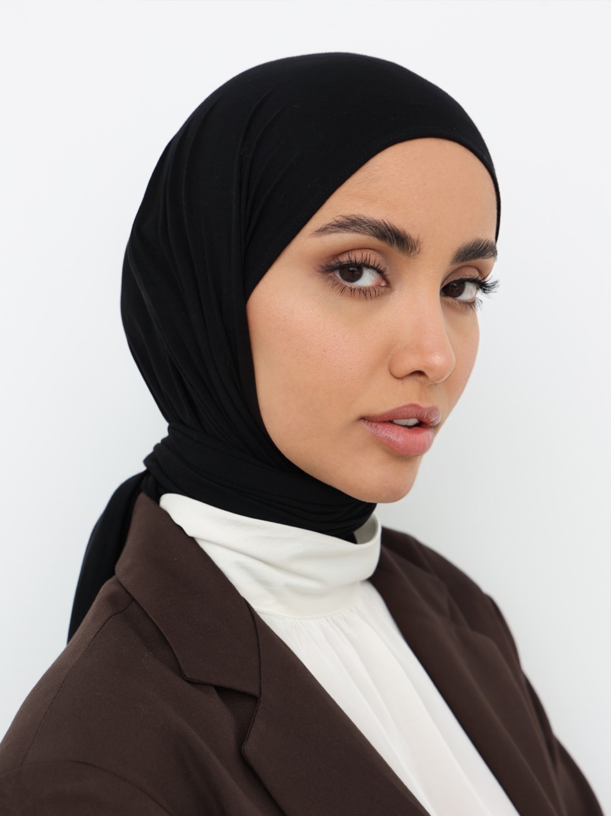 ربطه جيرسيه - Black