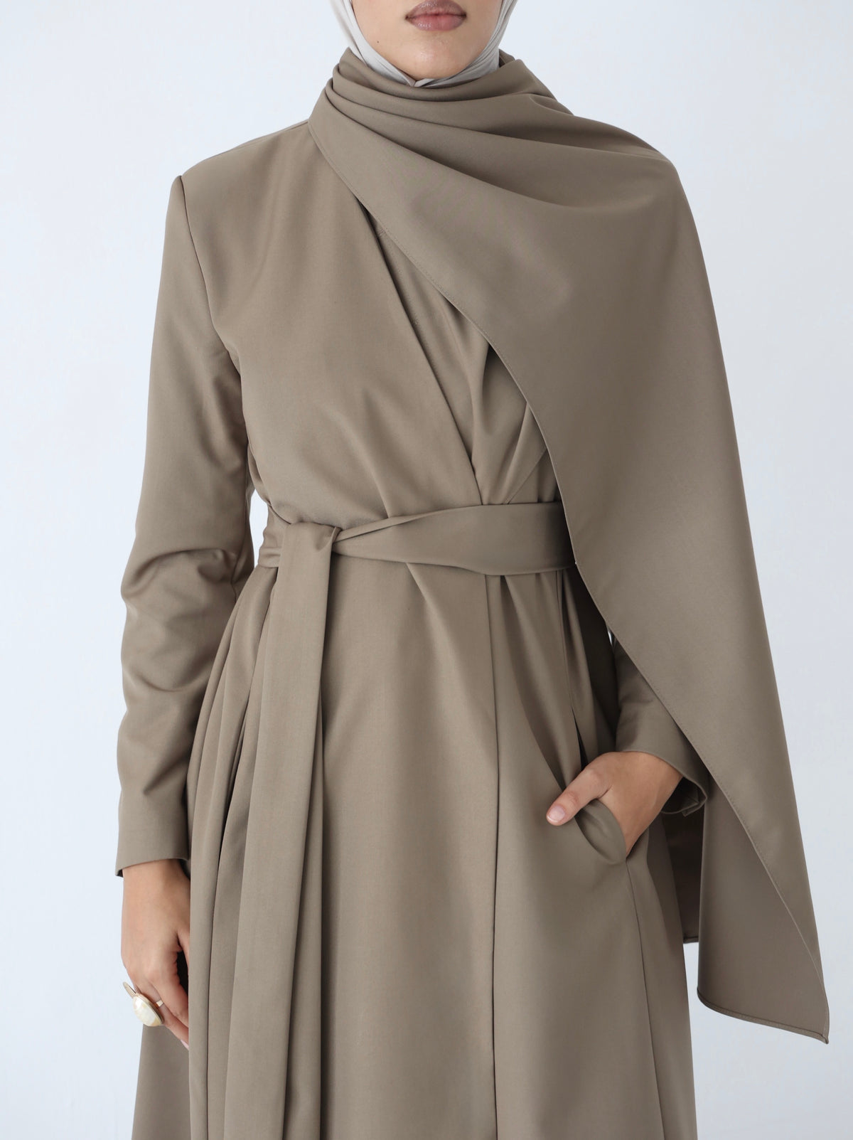 Khaki Scarf Abaya – belted maxi abaya with detachable scarf, photo 2